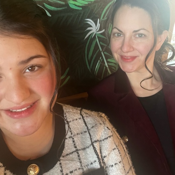 Meet your Posher, Lena - Picture 4 of 15